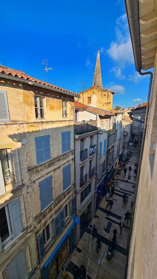 Sous Les Toits D'avignon Apartment *